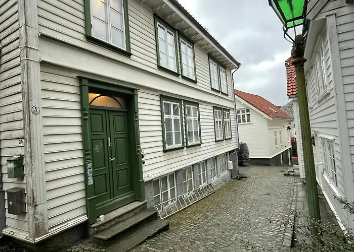 Leilighet 15 With Private Sauna Billiards *