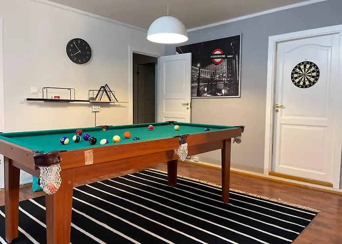 Leilighet 15 With Private Sauna Billiards