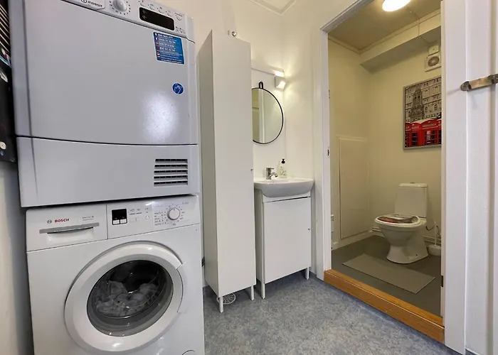 15 With Private Sauna Billiards *