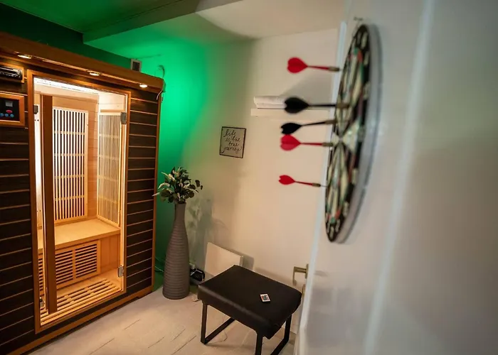 15 With Private Sauna Billiards Leilighet *